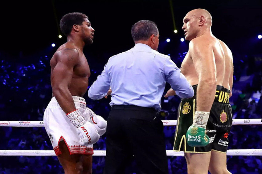 Anthony Joshua Menilai Fury Kehilangan Momentum, Menilai Lebih Besar Peluang untuk Mengalahkannya