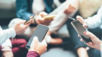 AnTuTu Rilis Ranking Terbaru: Daftar HP Android Paling Gahar Sedunia HP Lipat Ini Jawaranya!