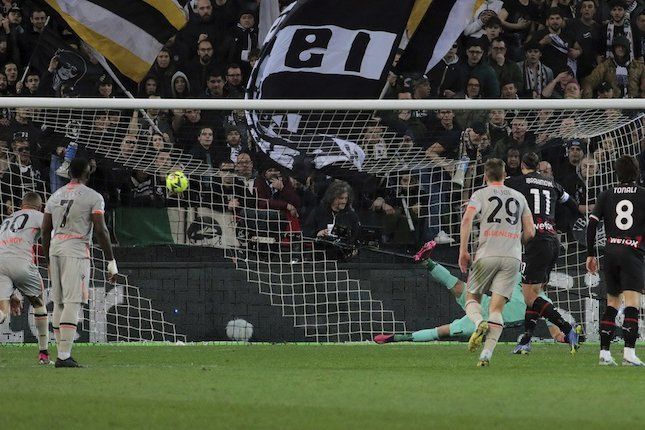 Bangkit dari Kekalahan Eropa, AC Milan Tundukkan Udinese dan Melesat ke Empat Besar Serie A