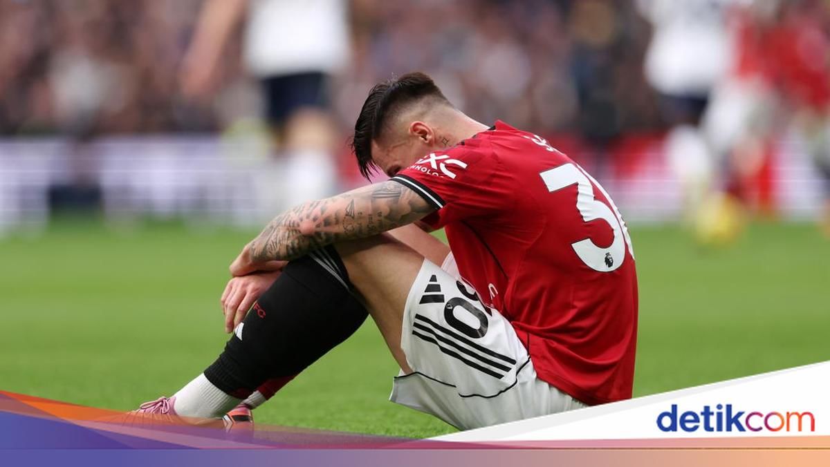 Benjamin Sesko Kembali Terkena Cedera Tulang Kering, MU Menanti Hasil Pemeriksaan
