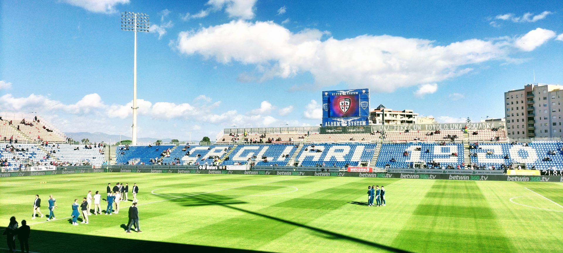 Bologna Bungkam Cagliari di Unipol Domus: Dominasi Total di Babak Kedua!