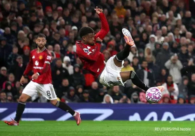 Cesc Fabregas Masuk Dalam Radar Incaran Manchester United Pengganti Carrick