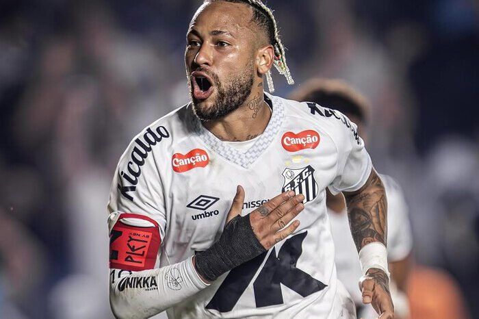 Comeback Spektakuler Neymar: Dua Gol Penalti Selamatkan Santos dari Kekalahan Lawan Flamengo