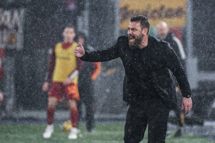 De Rossi Tuntut Kekuatan AS Roma Setelah Kekalahan di Olimpico Menjadi Sorotan