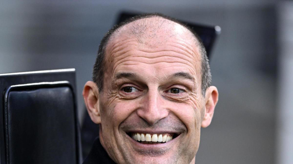 Debat Panas Media Italia: Mengapa Terus Bela Max Allegri di Napoli Cruciani Langsung Diulti Ivan Zazzaroni?