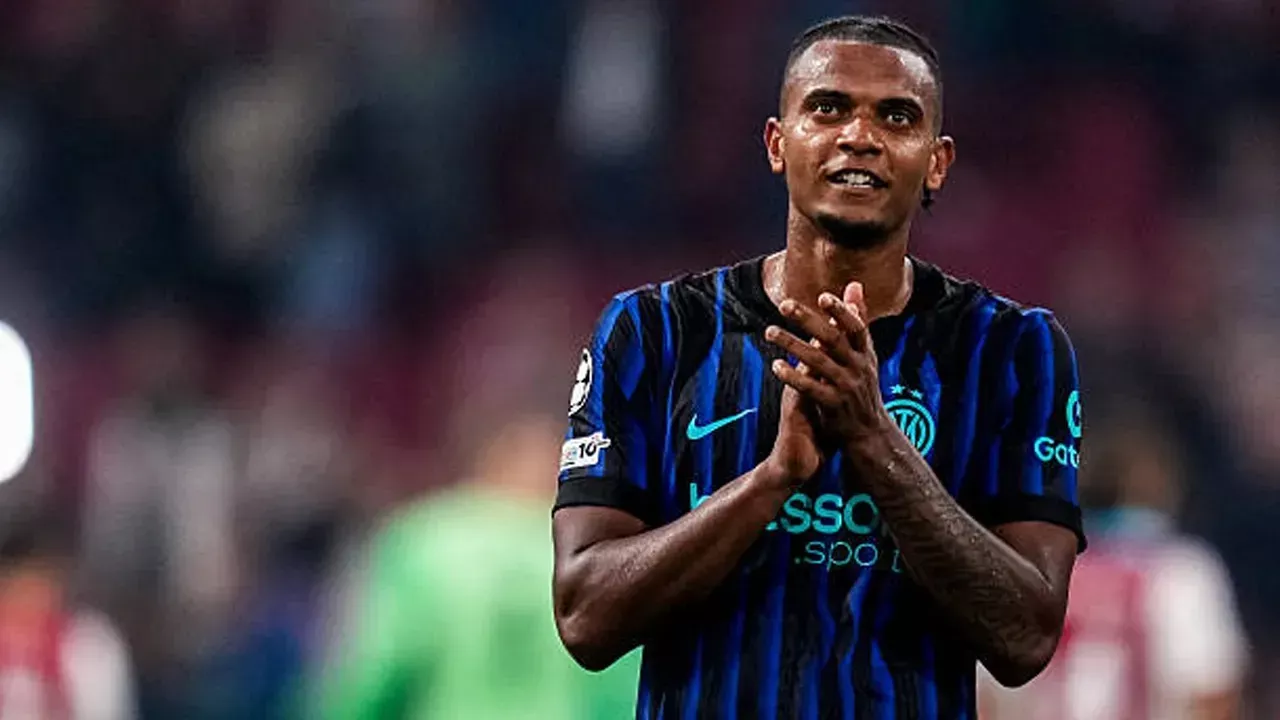 Dedikasi Tinggi Manuel Akanji, Utamakan Tim Ketimbang Posisi Bermain