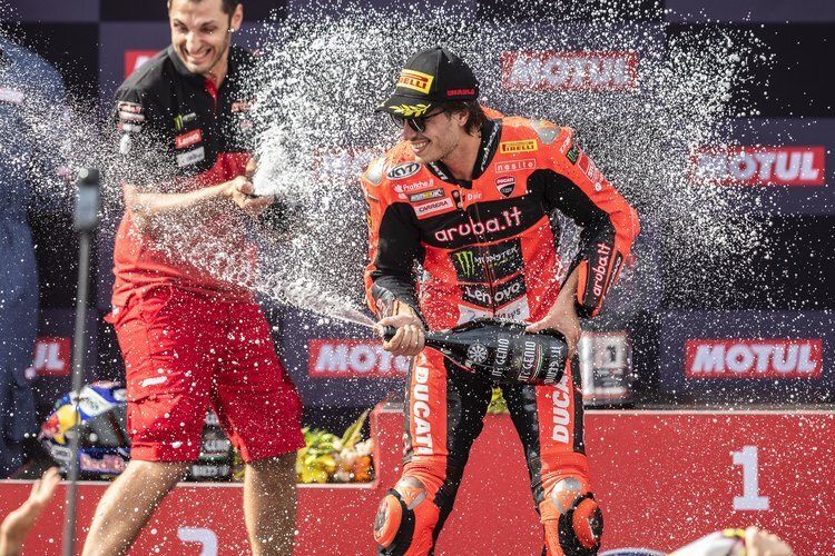 Dominasi Mutlak! Nicolo Bulega Sabet Kemenangan Keempat Beruntun di Sirkuit Jerez