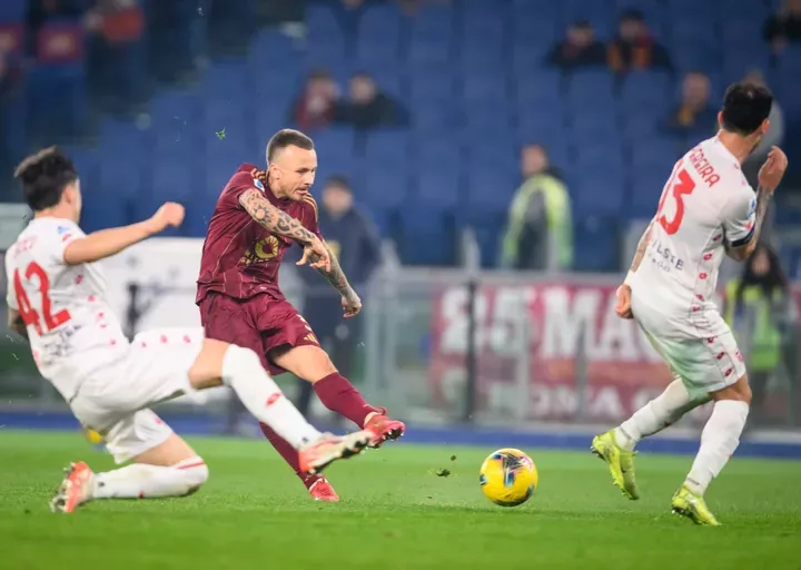 Dominasi Total! Monza Hajar Cagliari 4-0, Gustavo Varela Jadi Bintang dengan Brace