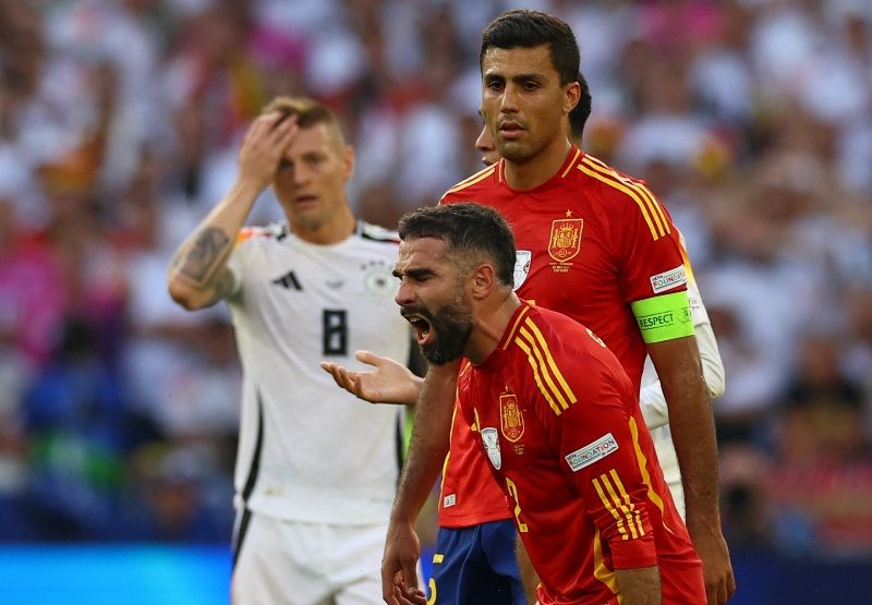 Drama Bursa Transfer: Dani Carvajal Telah Berusaha Merayu Rodri ke Real Madrid