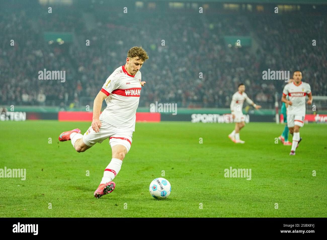 Drama DFB Pokal: Yannik Keitel Akui Kemenangan Augsburg atas Grossaspach Tak Meyakinkan
