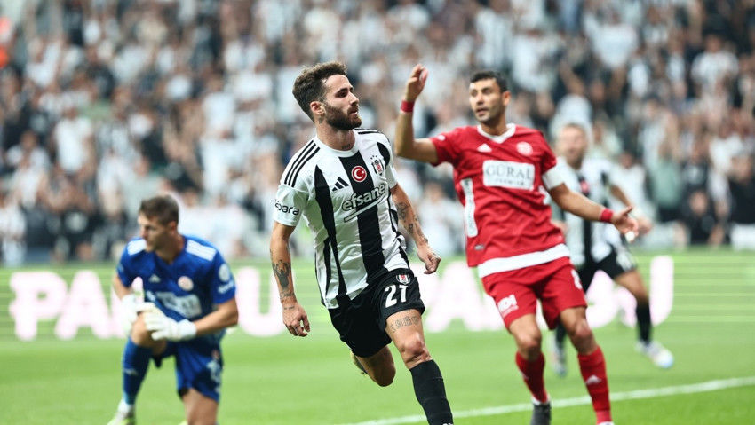 Drama di Dolmabahçe: Duel Sengit Beşiktaş vs Crystal Palace Berakhir Imbang, Olaitan Jadi Pahlawan!