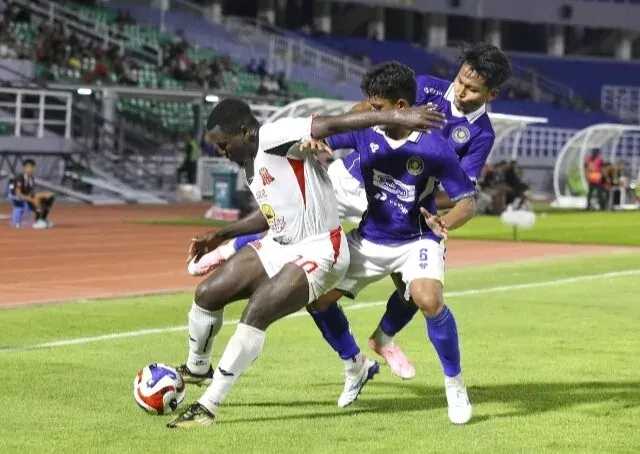 Drama Enam Gol di Gelora Delta: Henry Doumbia Menggila, Persis Solo Selamat dari Deltras Sidoarjo