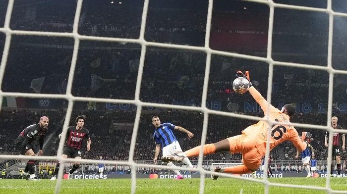 Drama Tujuh Gol di San Siro: Club Brugge Bungkam Inter Milan, Nerazzurri Terpuruk di Papan Bawah