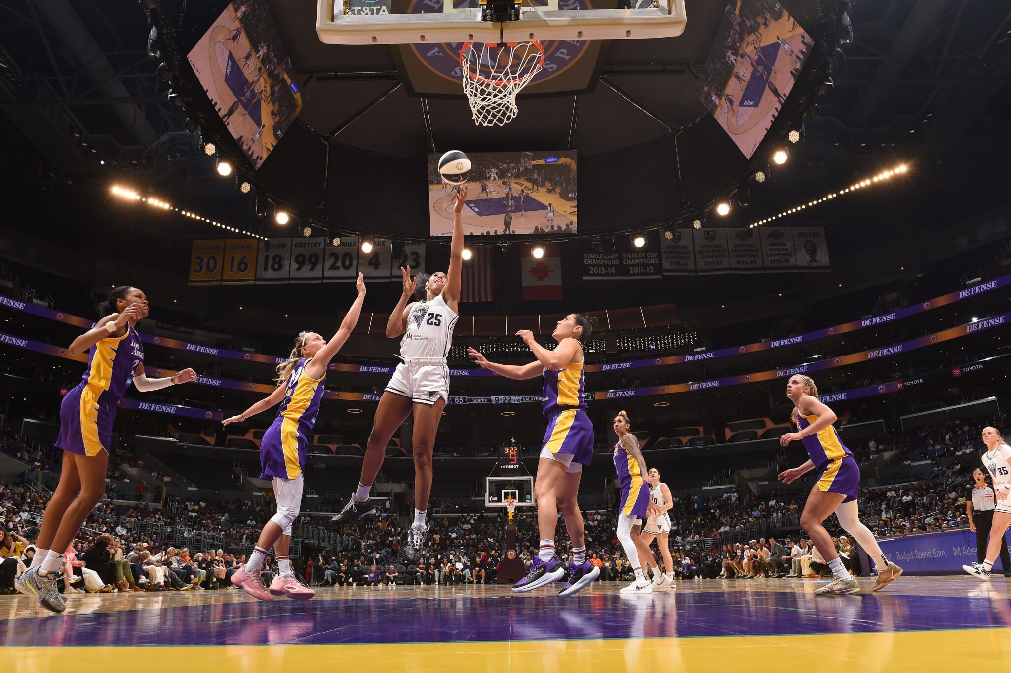 Drama WNBA Finals: Kemenangan Krusial Golden State Valkyries di Game 1