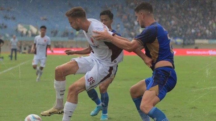 Duel Sengit di Si Jalak Harupat: Persib Bandung Siap Hadapi Tantangan Persik Kediri!