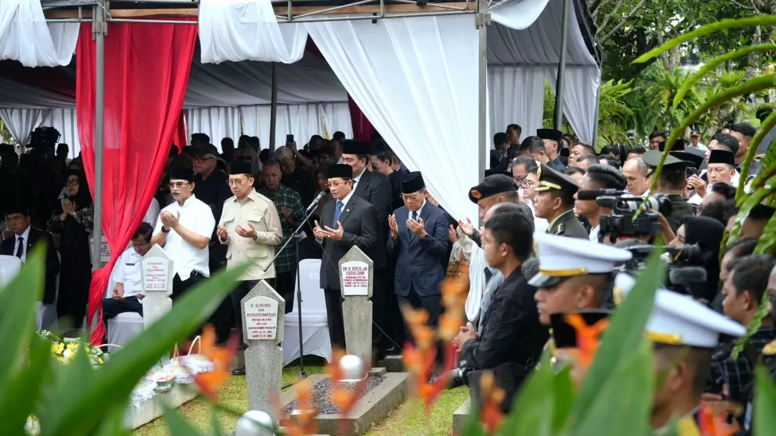 Duka Mendalam di Delta: Kepergian Sang Negarawan Emmanuel Uduaghan dan Warisan Politiknya