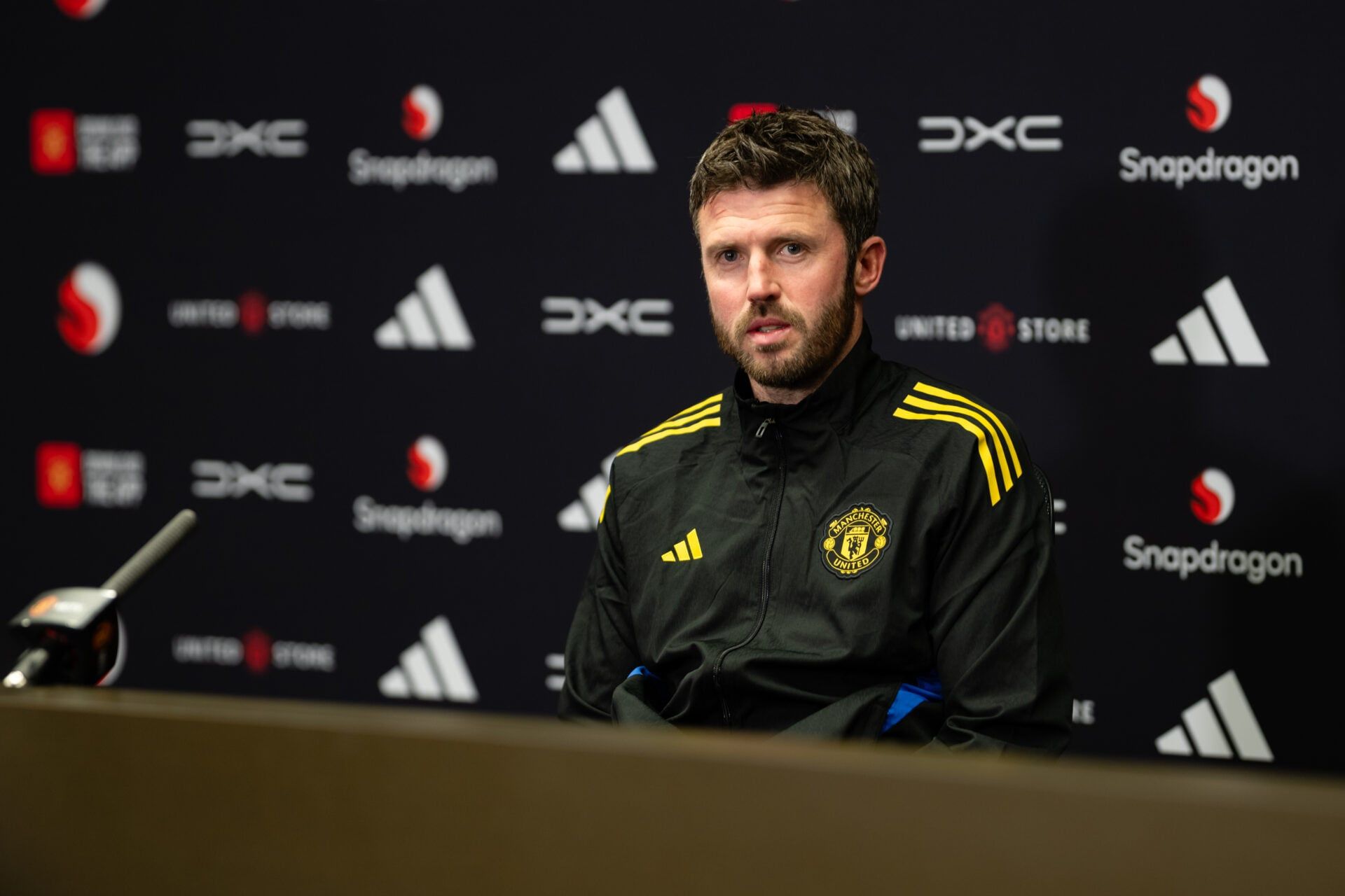 Eddie Howe Siap Negosiasi dengan MU Jika Carrick Dipecat: Teka-Teki Transfer Manchester United