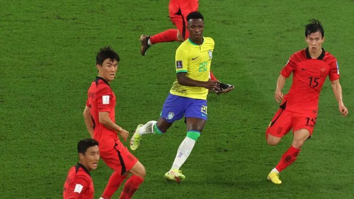 Estevao Menggila di Kolkata! Brazil Tekuk India dalam Laga Bersejarah di Salt Lake Stadium