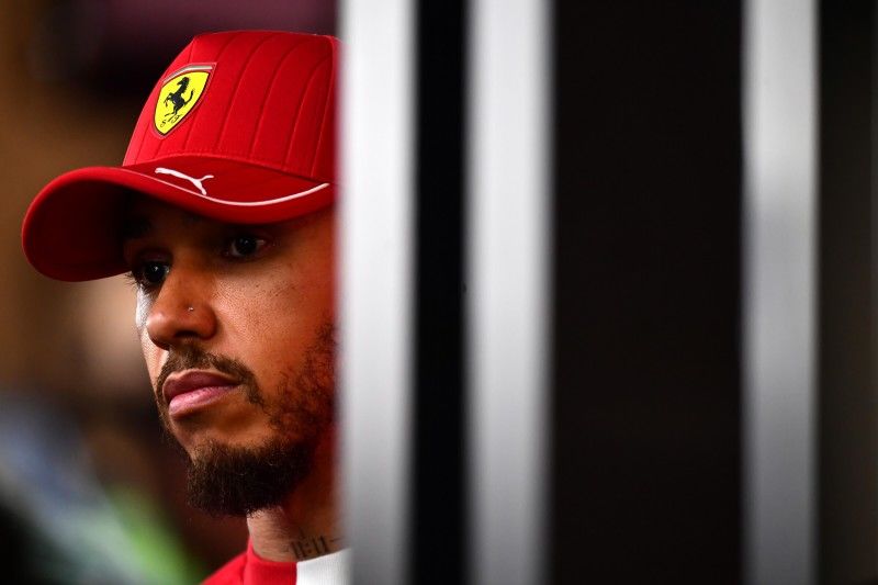 Evaluasi Kritis Lewis Hamilton: Mengapa Kesalahan Kecil di Singapura Berdampak Besar?