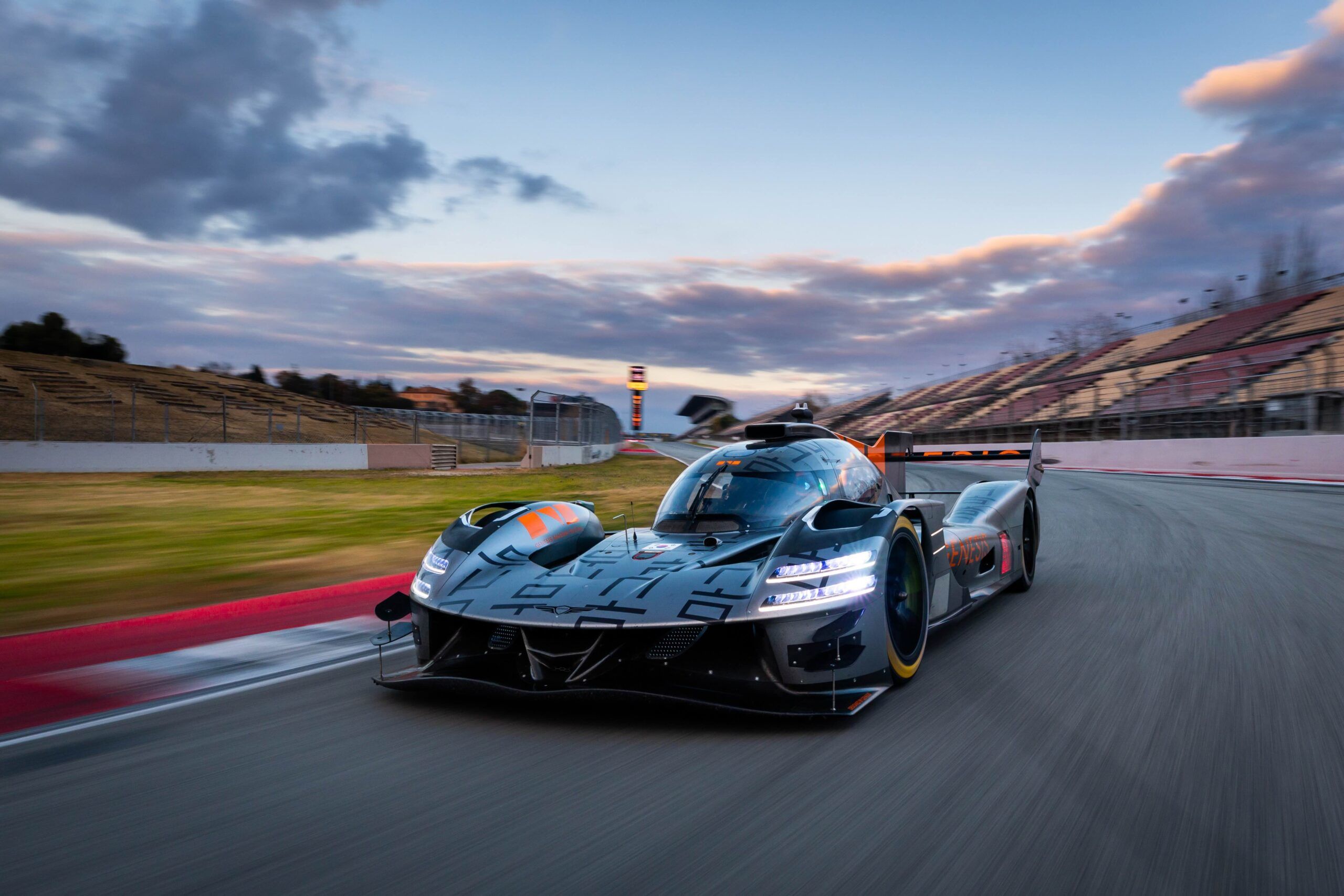 Genesis Magma Racing Raih Pole Pertama di WEC Barcelona, Menandai Awal Baru Kejuaraan Endurance