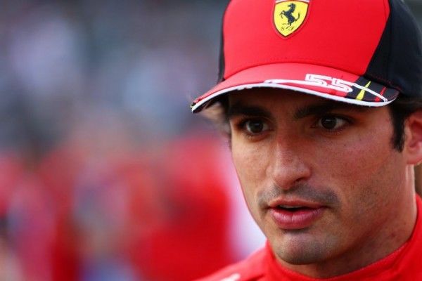 George Russell Dapat Penalti Awal di GP Amerika Serikat: Insiden Awal Menghambat Kecepatan McLaren