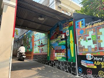 Inovasi Keamanan Lingkungan: RT Anti Curanmor Bagi-bagi GPS Tracker ke Warga sampai Punya E-Gate