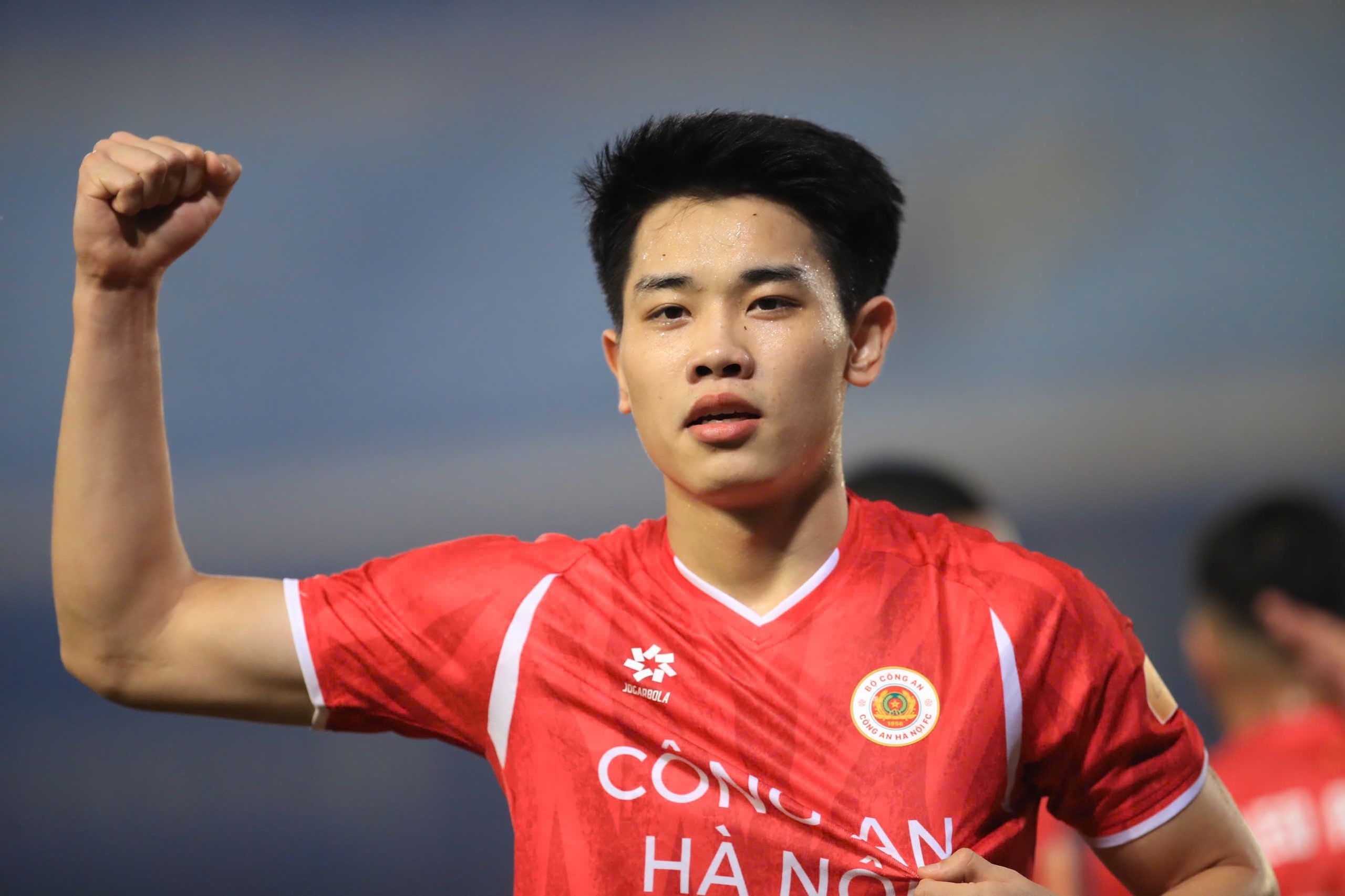 Kabar Buruk CAHN: Cedera Đình Bắc Mengancam Laga Krusial Melawan Kashima Antlers