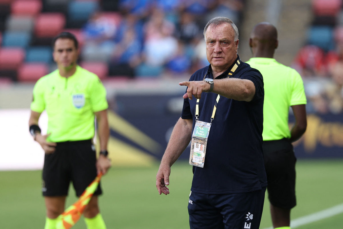 Kejutan Manis Dick Advocaat! Curaçao Ukir Sejarah di CONCACAF Nations League
