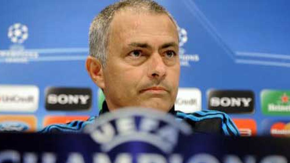 Kemenangan Dramatis: Real Madrid Taklukkan Roma 4-3 Berkat Keputusan Mourinho dengan Super Sub Menentukan