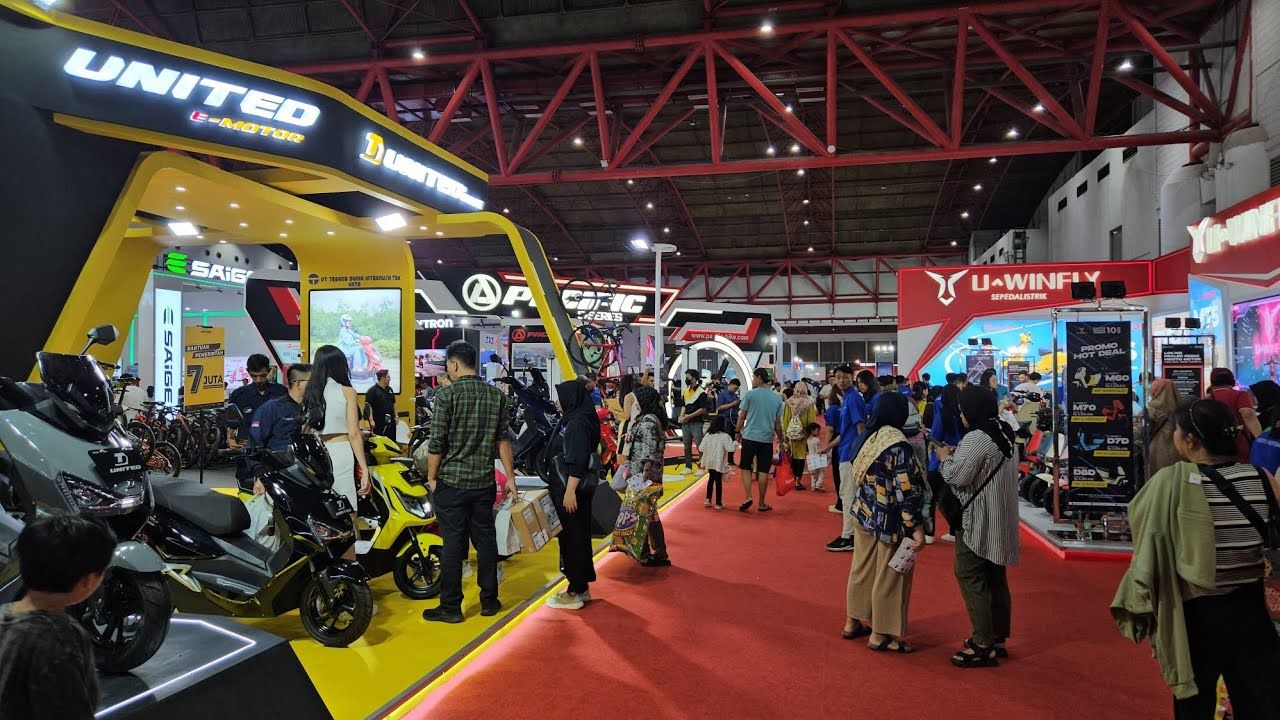 Kemeriahan PRJ Surabaya 2026: Dari Inovasi Kemasan Unik hingga Pameran Motor Listrik Canggih