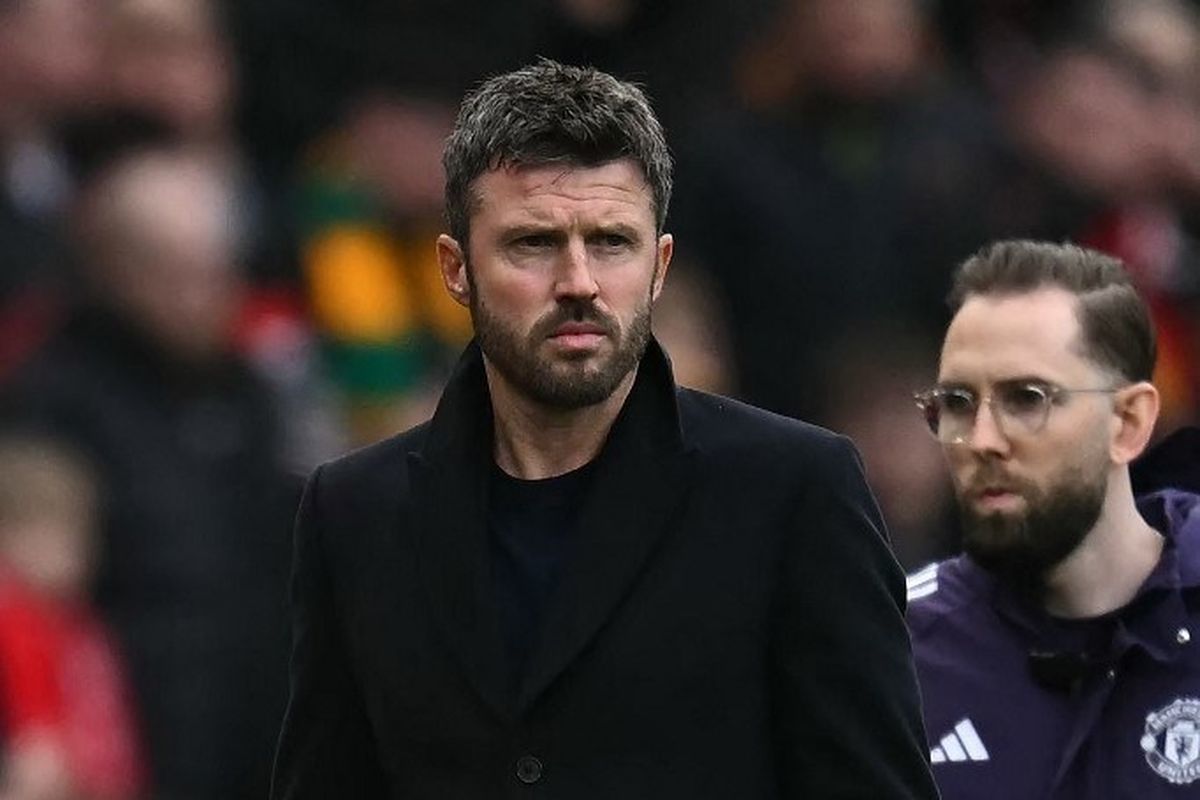 Ketidakpastian di Old Trafford: Michael Carrick Beri Jawaban Menggantung Terkait Masa Depannya di MU