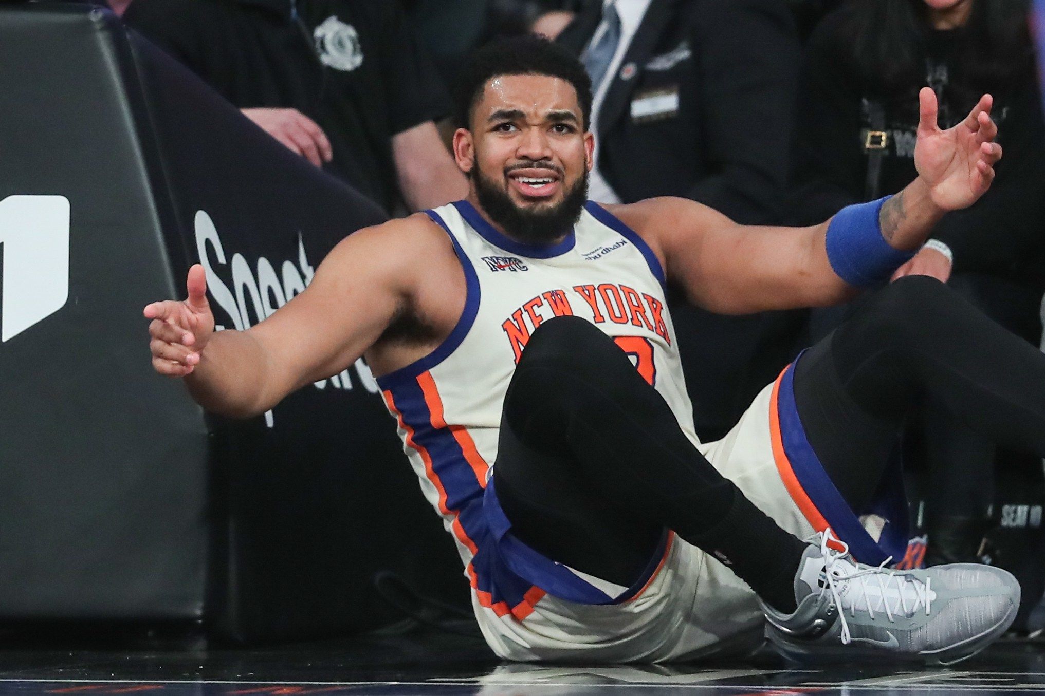 Knicks Tunda Kontrak Karl-Anthony Towns Kecewa: Dampak Besar bagi Tim dan Pemain