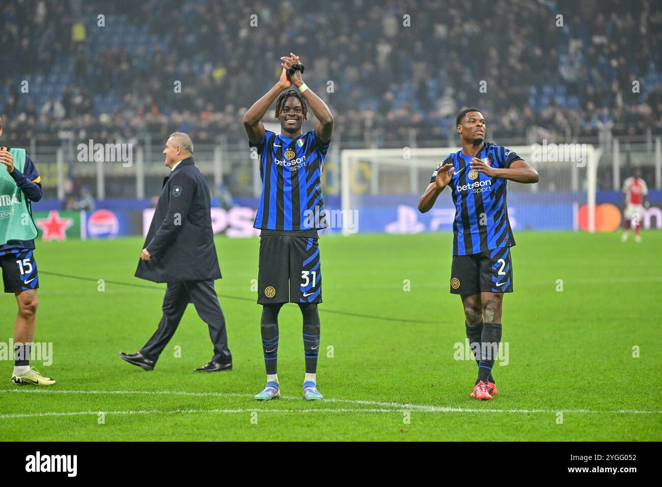 Kontroversi di Inter Milan: Pistocchi Kritisi Pujian Denzel Dumfries dan Bisseck Soal Matteo Darmian