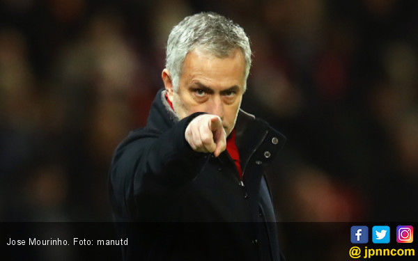 Krisis di Santiago Bernabéu: Nasib Jose Mourinho di Ujung Tanduk dan Munculnya Bintang Baru Real Madrid