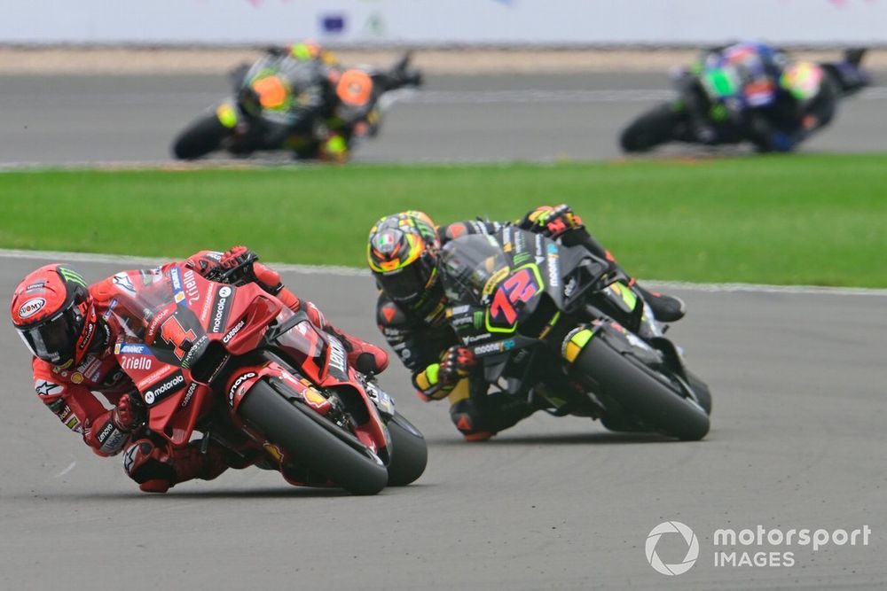 Krisis Kepercayaan di Ducati: Pol Espargaro Soroti Kemunduran Drastis Francesco Bagnaia