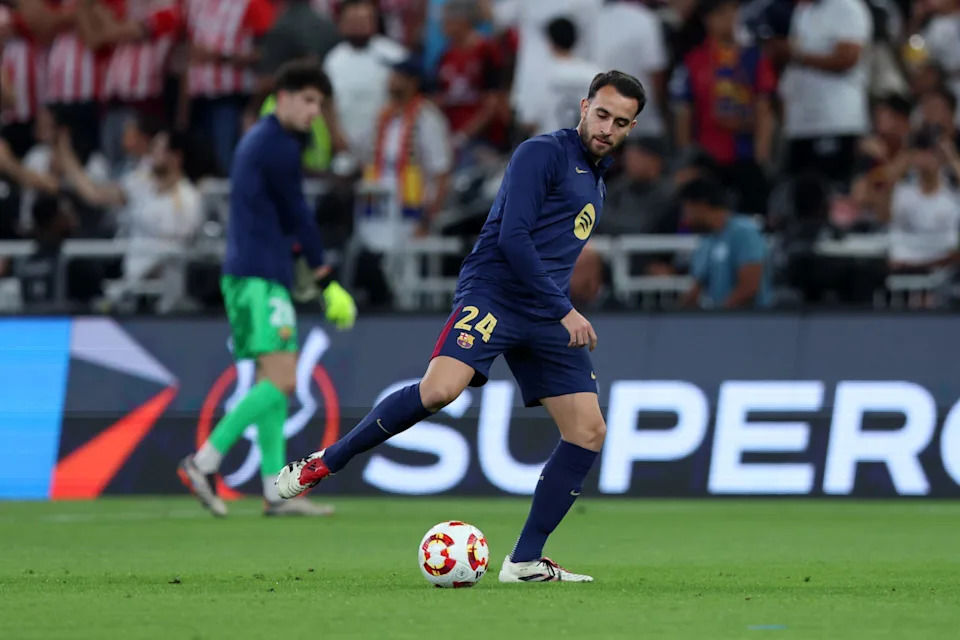 Krisis Lini Pertahanan Barcelona: Hansi Flick Punya Dua Alternatif Gantikan Posisi Eric Garcia