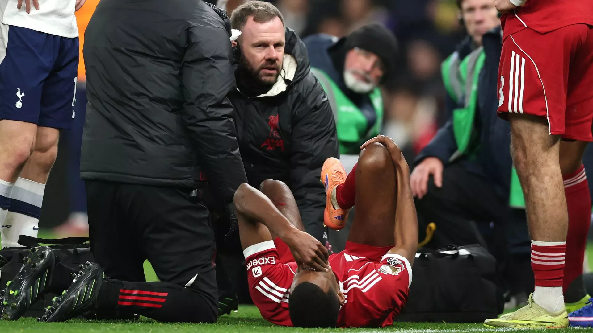 Liverpool Siap Hadapi Manchester City, Fokus pada Kondisi Cedera Gakpo dan Isak Menjadi Sorotan