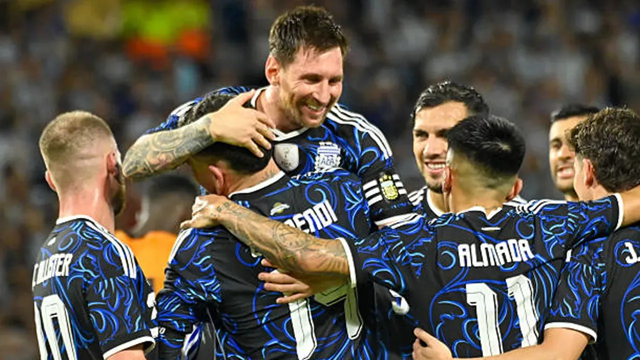 Malam Perpisahan Messi: Emiliano Martínez Beri Penghormatan Emosional di Kemenangan Argentina atas Benin