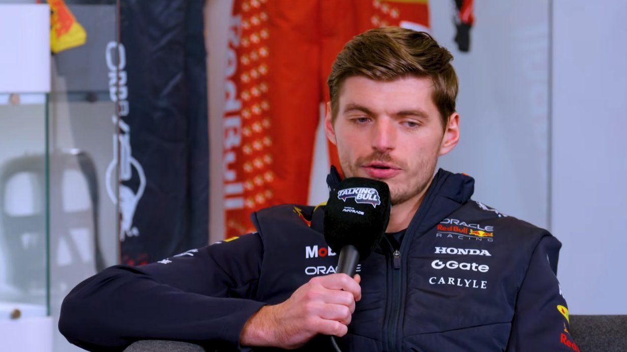Max Verstappen Usulkan Bahasa Isyarat Akibat Seringnya Radio Tim Rusak