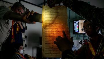 Menembus Zaman: Upaya Digitalisasi 210 Manuskrip Keraton Surakarta Demi Kelestarian Budaya