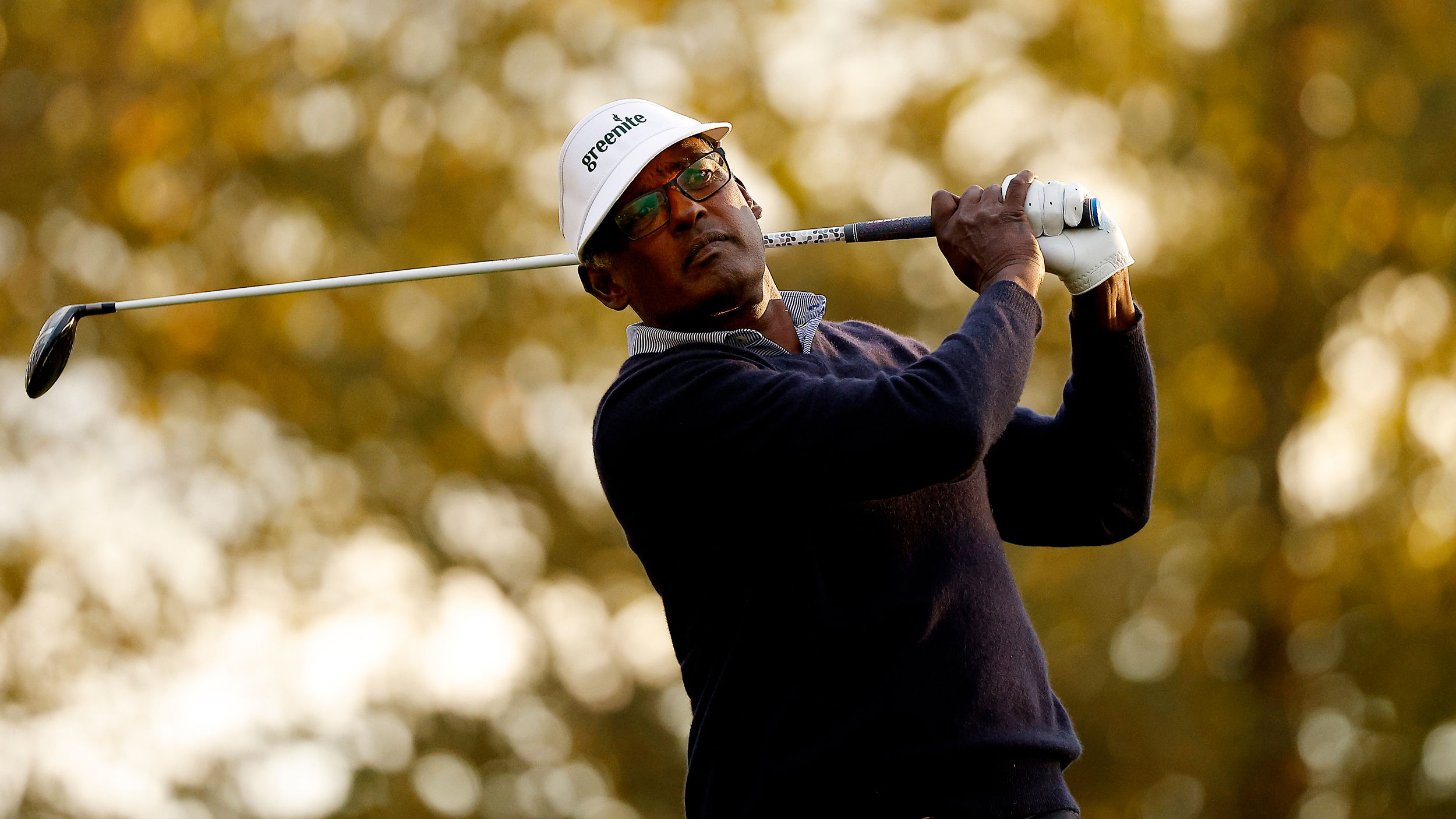 Mental Baja Vijay Singh: Menaklukkan SAS Championship Meski Tanpa Caddie Utama