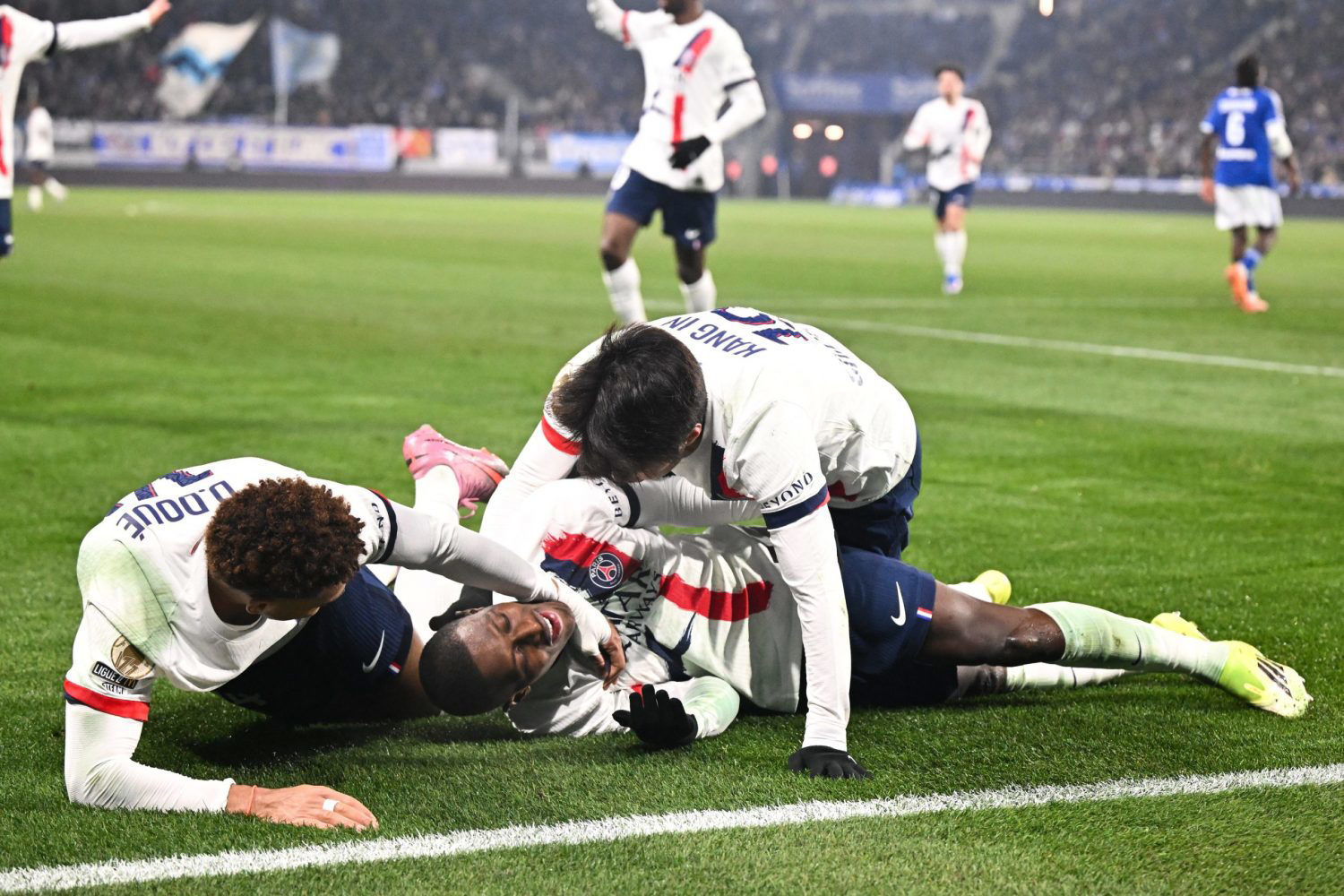 Mental Juara! PSG Comeback Dramatis Tundukkan Strasbourg dan Kudeta Puncak Klasemen Liga Prancis