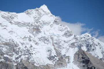 Menyingkap Tabir Misteri Gangkhar Puensum Gunung Tertinggi yang Belum Bisa Ditaklukkan