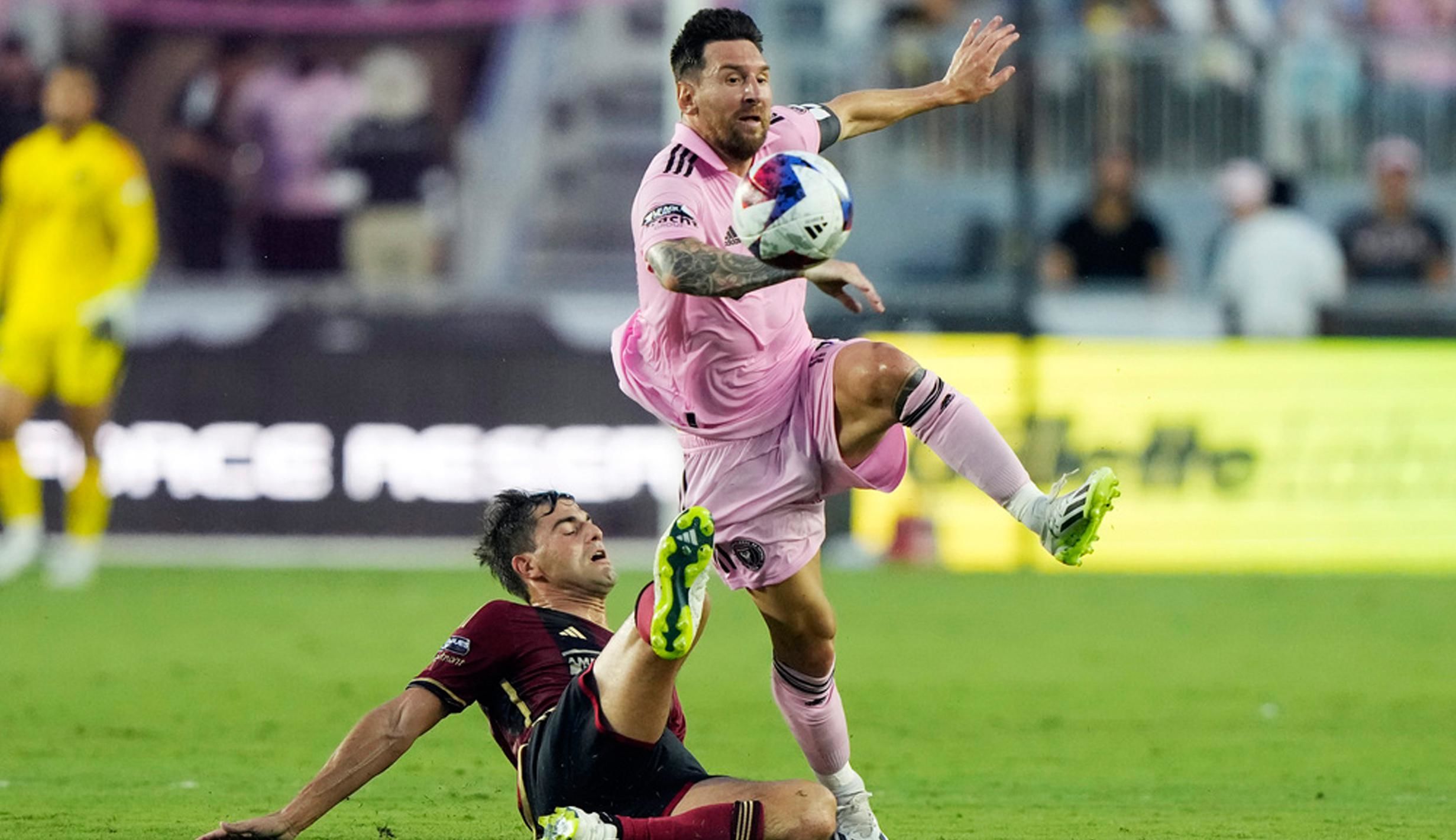 Messi Menggila di Atlanta! Dua Gol Kilat Bawa Inter Miami Amankan Posisi di Klasemen