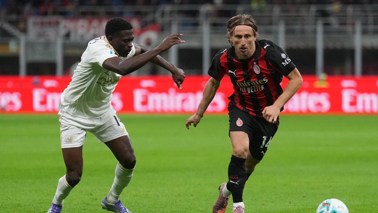Milan Tertarik Alex Scott dari Bournemouth, Siap Gantikan Luka Modric