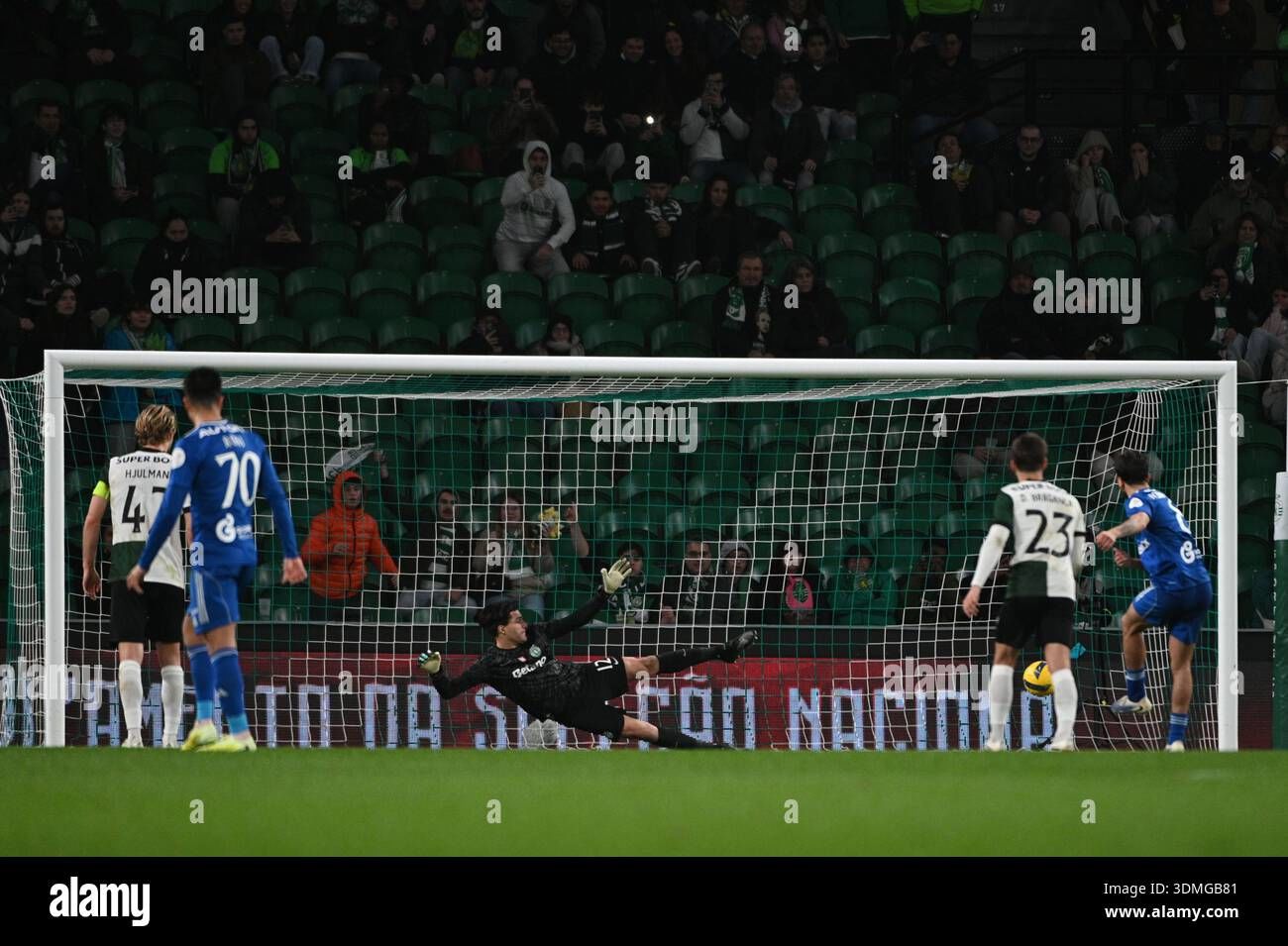 Misi Penyelamatan di Alvalade: Pedro Lima Bawa Sporting CP Menang Tipis Atas Marítimo