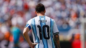 Momen Penuh Haru: Akhir Perjalanan Sang GOAT, Air Mata Messi Pecah di Laga Terakhir Argentina Netizen Ikut Nangis