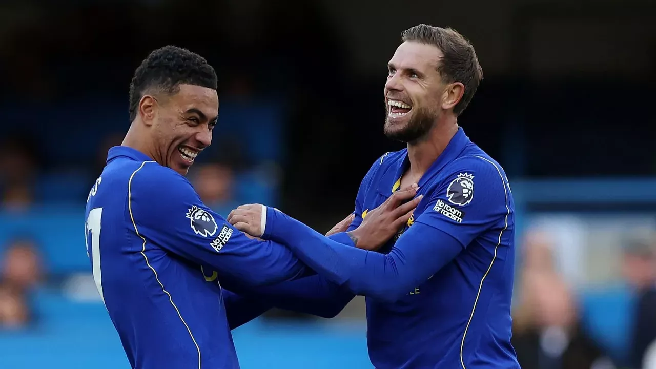 Morgan Rogers Sebut Jordan Henderson Pemain Paling Bugar di Skuad Chelsea, Performa Menakjubkan di Stamford Bridge