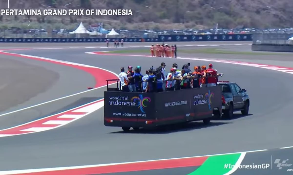 MotoGP Mandalika 2024: Komentar Langsung, Aksi Luar Biasa, dan Strategi Pembalap