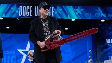 Musk Menggelontorkan Rp 4,9 Triliun: Dampak Besar bagi Partai Trump